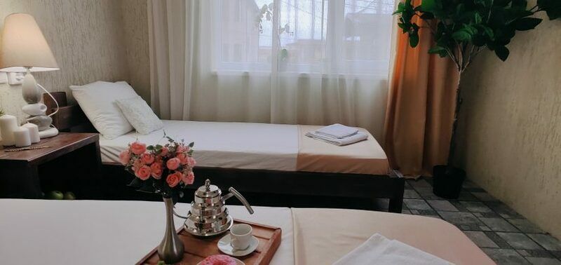 Полулюкс 3-местный (вид на территорию)