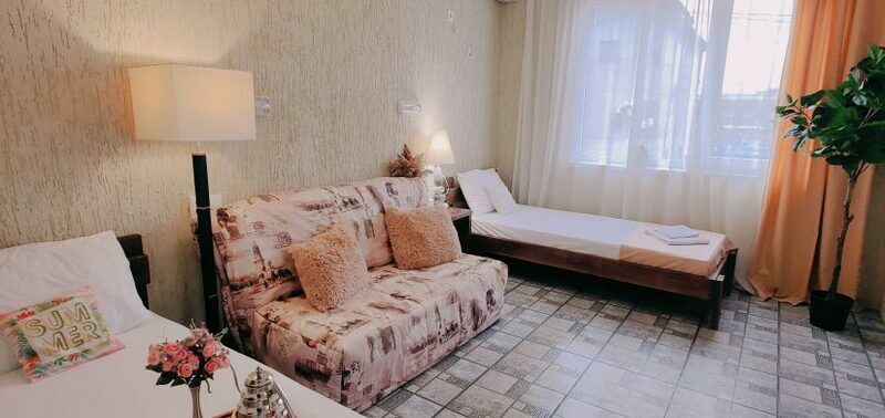 Полулюкс 4-местный (вид на территорию)