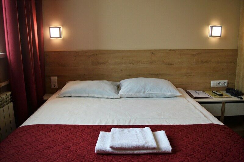 Стандартный 2-местный (DBL/TWIN)