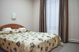 Двухместный люкс двуспальная кровать, Мини-Отель Старый дом, Тихвин