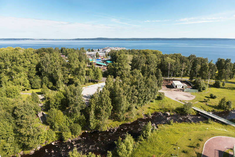 Джуниор сюит 2-местный 1-комнатный (вид на озеро)