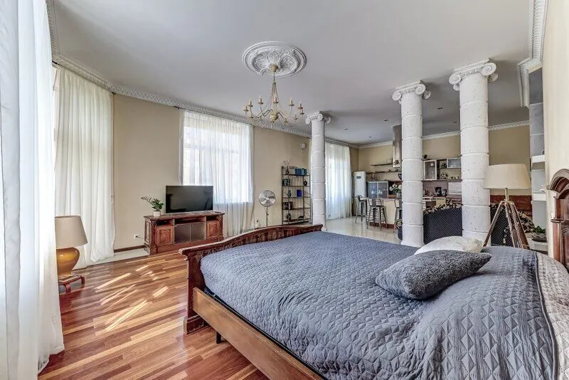 Апартаменты солнечная студия с круглым балконом, Выборг, Ленинградская область