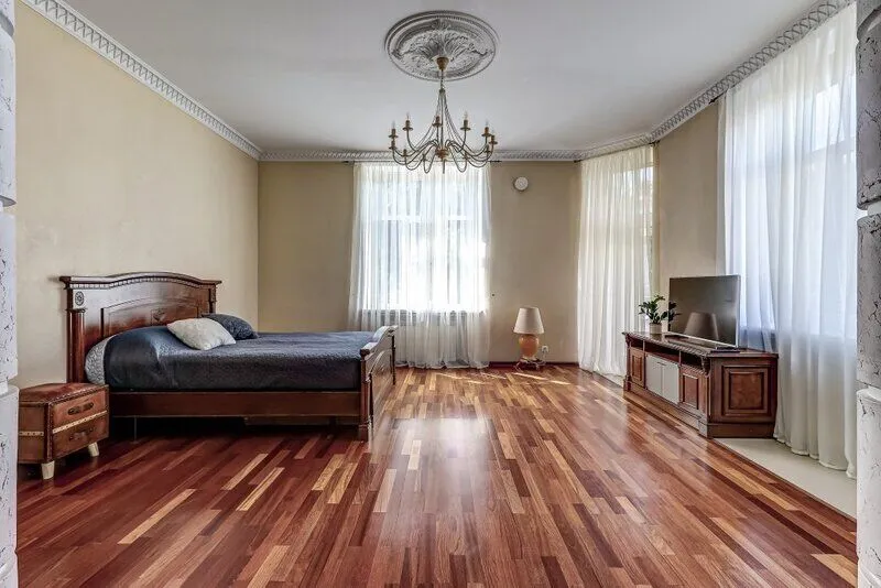 Апартаменты солнечная студия с круглым балконом, Ленинградская область: фото 3