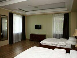 Двухместный номер Standard 2 комнаты двуспальная кровать, Отель Столица, Гатчина