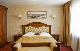 Двухместный люкс Charm двуспальная кровать, Гостиница Измайлово Бета, Москва