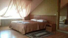 Двухместный номер Standard с 2 комнатами двуспальная кровать, Отель Аристократъ, Сергиев Посад