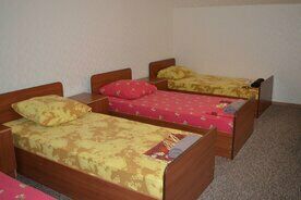 Трёхместный номер Standard с 2 комнатами, Гостиничный комплекс Золотой Джин, Астрахань