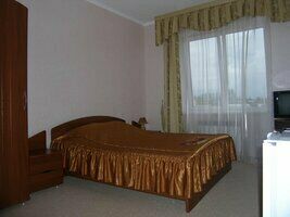 Двухместный номер Comfort двуспальная кровать, Гостиничный комплекс Золотой Джин, Астрахань