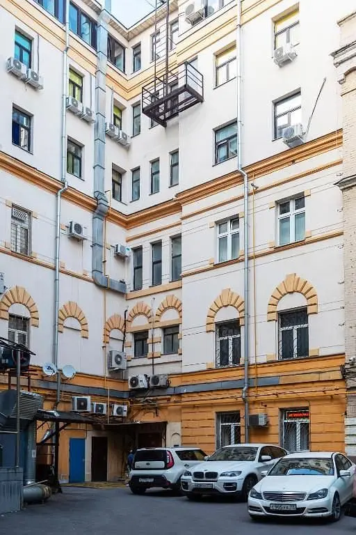 Внутренний двор | Axis.Moscow Arbat, Московская область