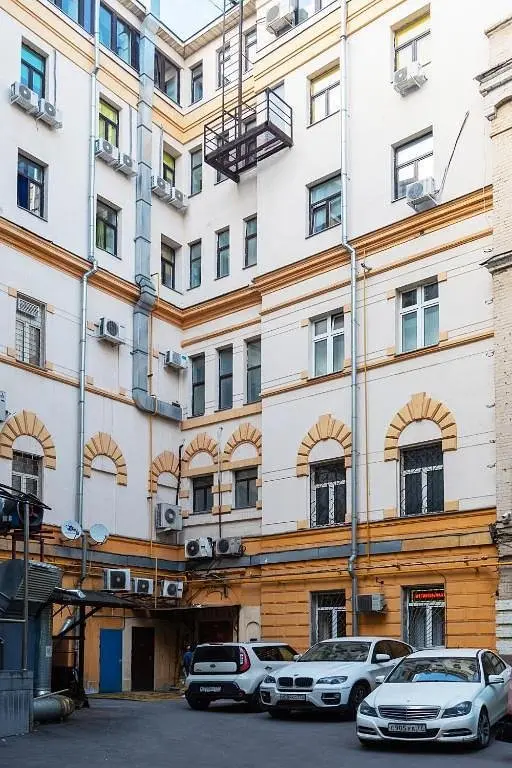 Внутренний двор | Axis.Moscow Arbat, Московская область