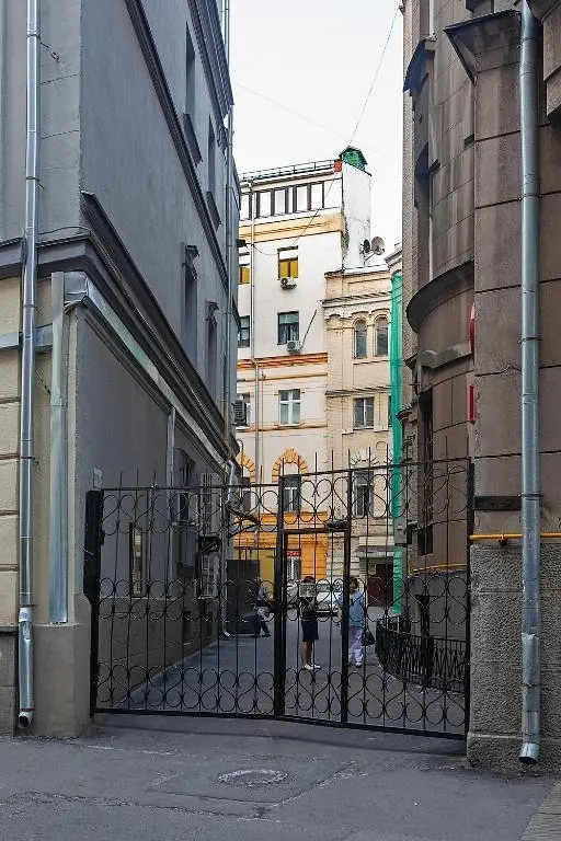 Внутренний двор | Axis.Moscow Arbat, Московская область