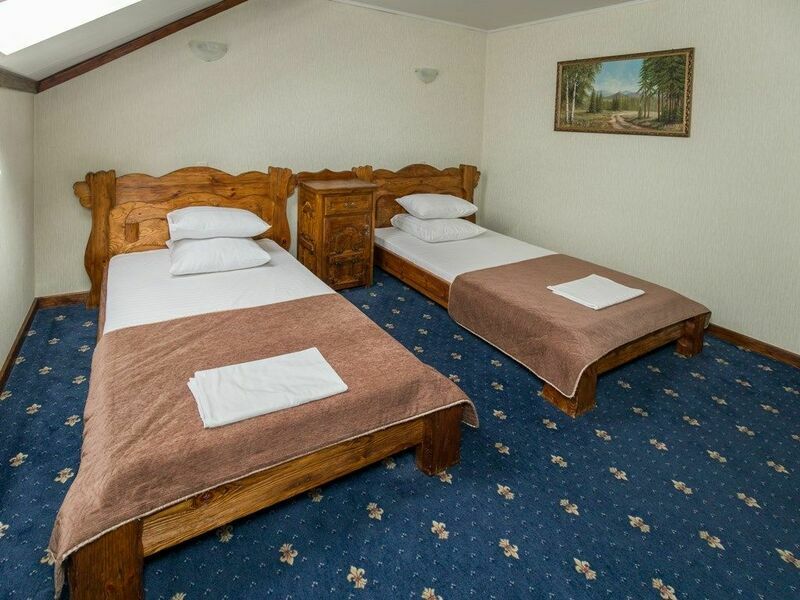 Стандартный 2-местный (TWIN мансардный)