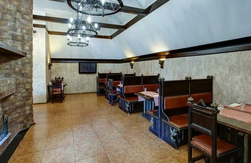 Каминный зал