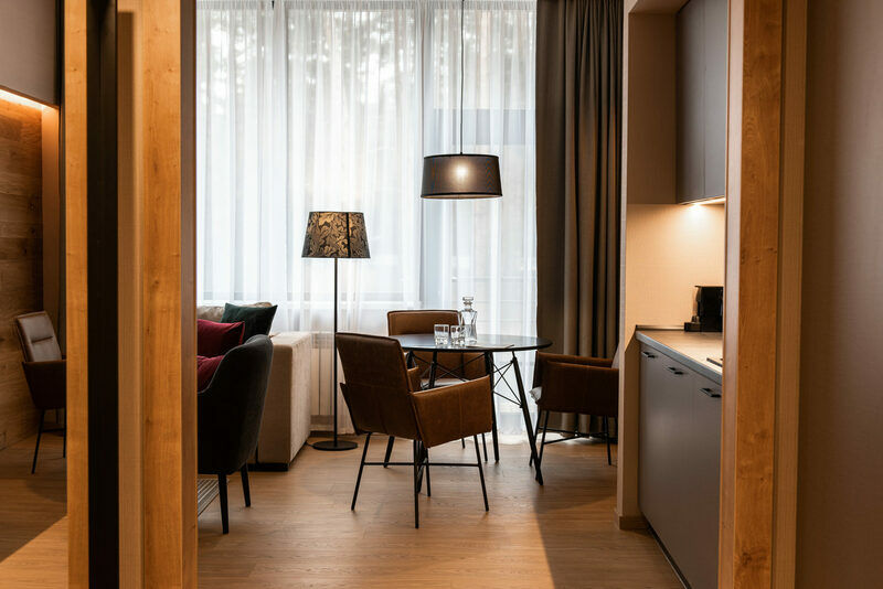 Сюит 2-местный 2-комнатный