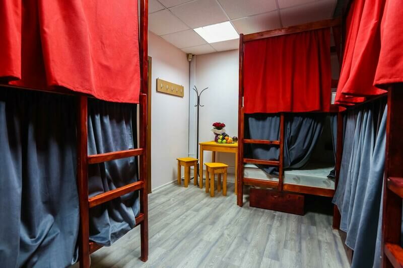 Место 9-местный (мужской)