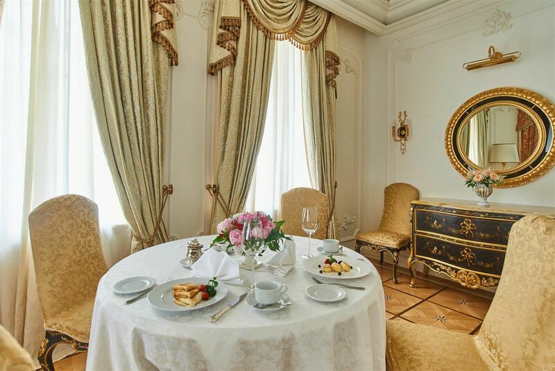 Люкс 2-местный (Grand Savoy)