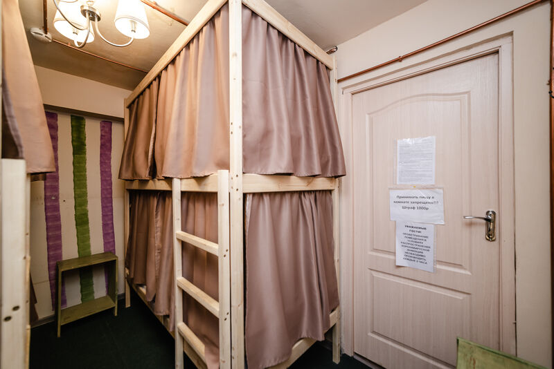 Место 12-местный (общий 10)