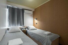 Двухместный номер Standard c 1 комнатой двуспальная кровать, Отель Drop Inn, Москва