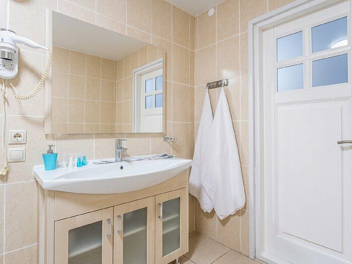 23bf5ef2e17c1648422cdf6acf664074