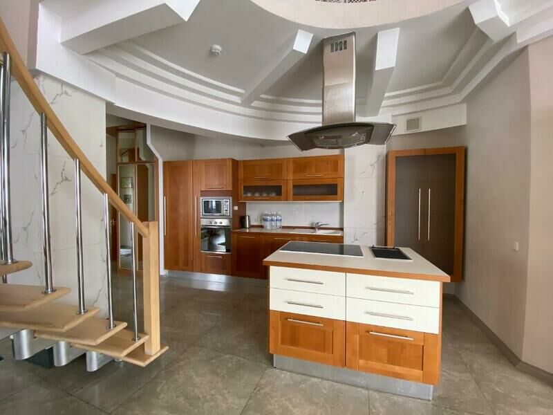 Коттедж VIP 8-местный 3-этажный