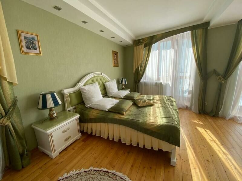 Коттедж VIP 8-местный 3-этажный