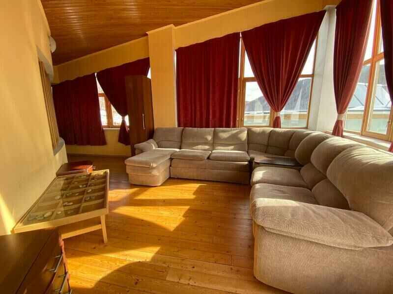 Коттедж VIP 8-местный 3-этажный