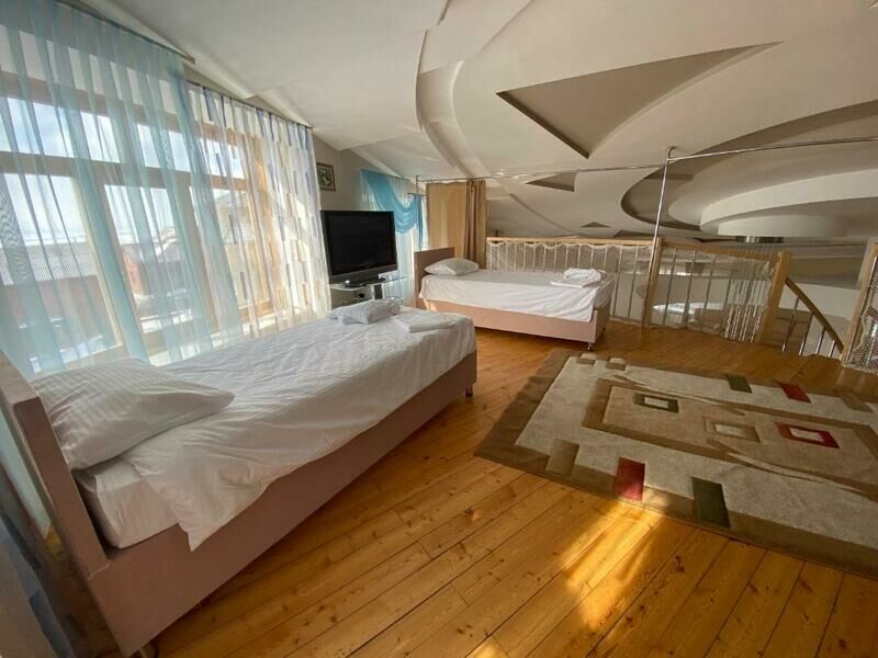 Коттедж VIP 8-местный 3-этажный