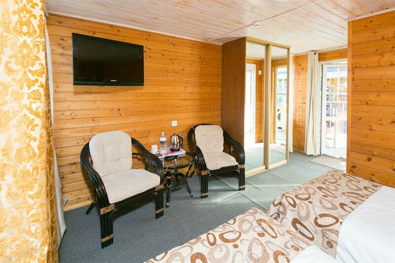 Стандартный 2-местный (DBL/TWIN)