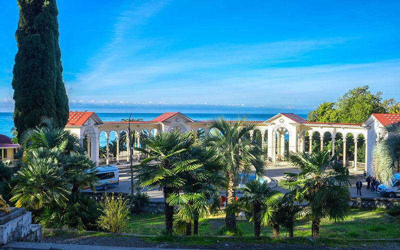 Колоннада – Гагры