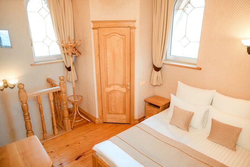 Пентхаус 4-местный 2-уровневый (Гранд)