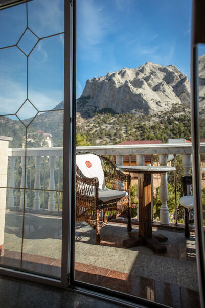 Стандартный 2-местный (DBL, боковой вид на море)