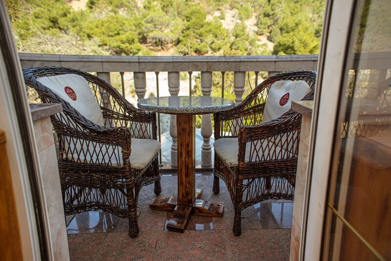 Стандартный 2-местный (TWIN, вид на горы)