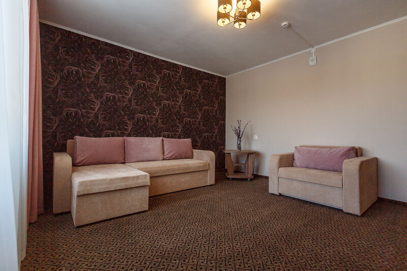 Джуниор Сюит 2-местный 2-комнатный (корпус 1)