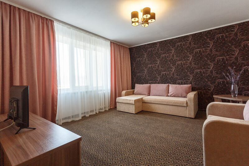 Джуниор Сюит 2-местный 2-комнатный (корпус 1)