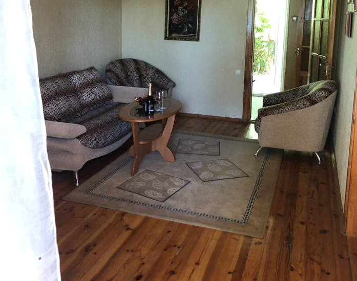 Люкс 6-местный 3-комнатный №7