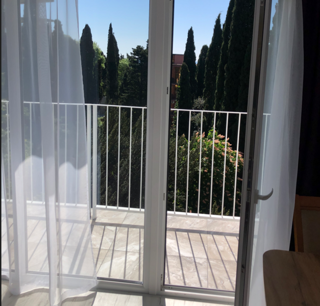 Люкс Студио 3-местный 1-комнатный №8