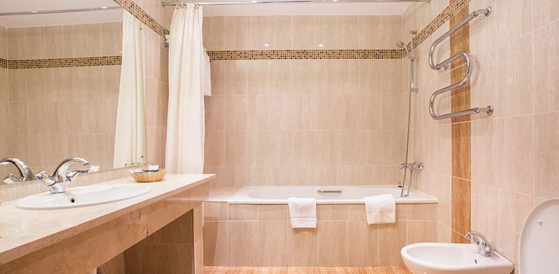 Люкс 4-местный семейный СПА