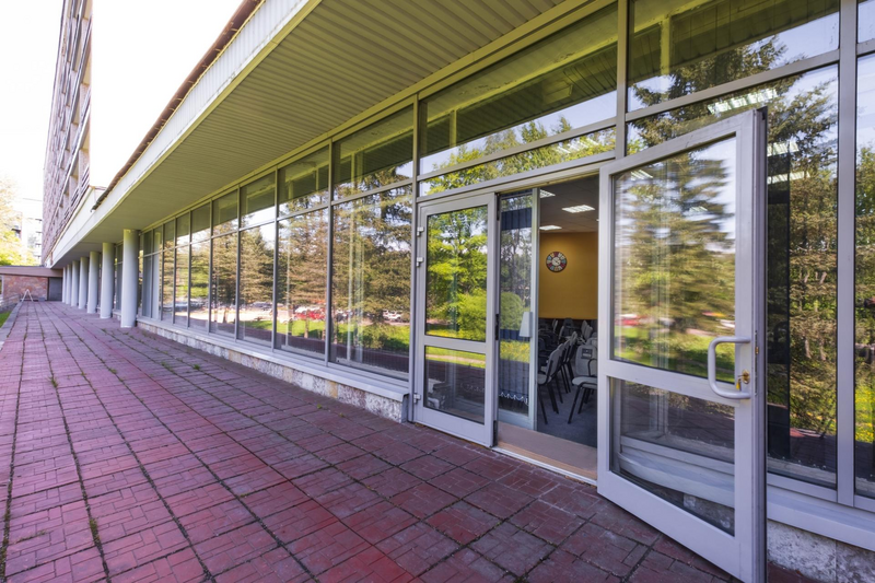 Малый конференц-зал