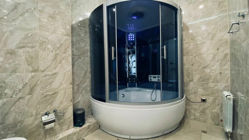 Апартаменты 6-местный 3-комнатный (100 кв. м.)