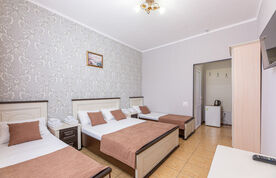 Номер Классический 4-местный номер, Отель Geo&Mari, Витязево
