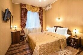 Люкс 2-местный  3-комнатный с джакузи, Отель Грац, Краснодар