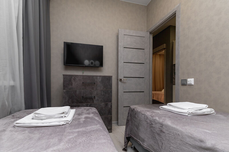 Апартаменты 6-местные (111)