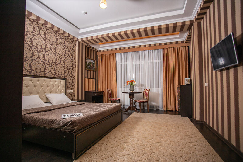 Апартаменты 5-местные (с кухней)