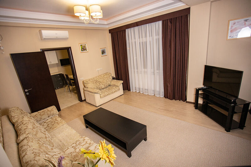 Апартаменты 5-местные (с кухней)