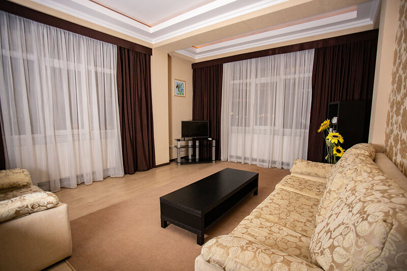 Апартаменты 5-местные (с кухней)