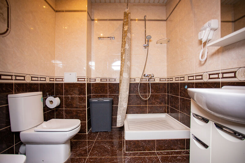 Апартаменты 5-местные (с кухней)