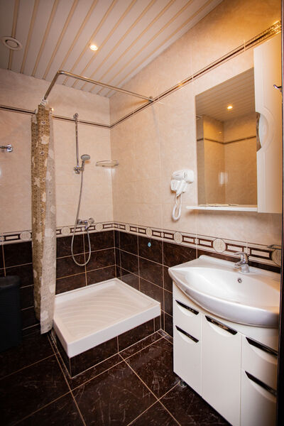 Апартаменты 5-местные (с кухней)