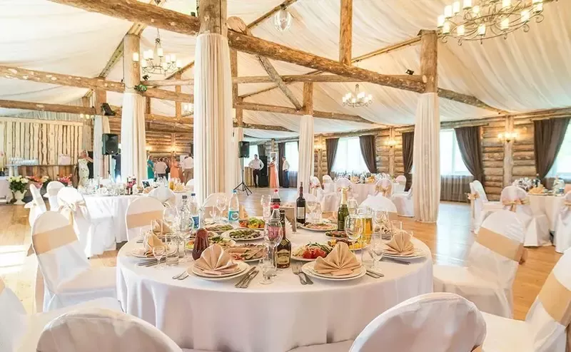 Зал «Золотая подкова»