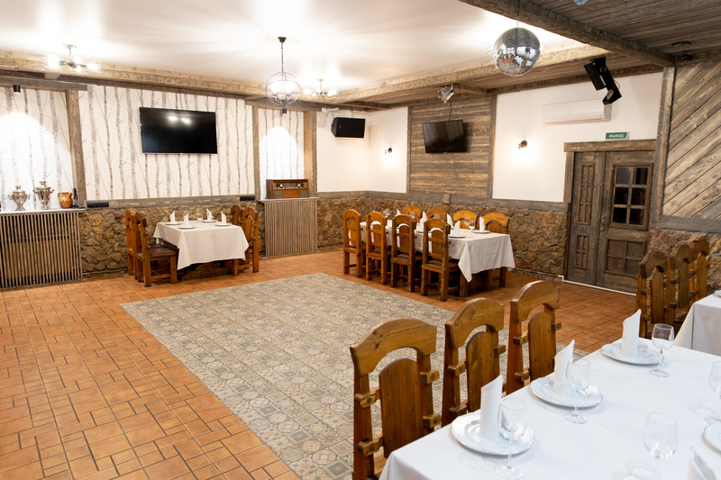 «Охотничий зал»