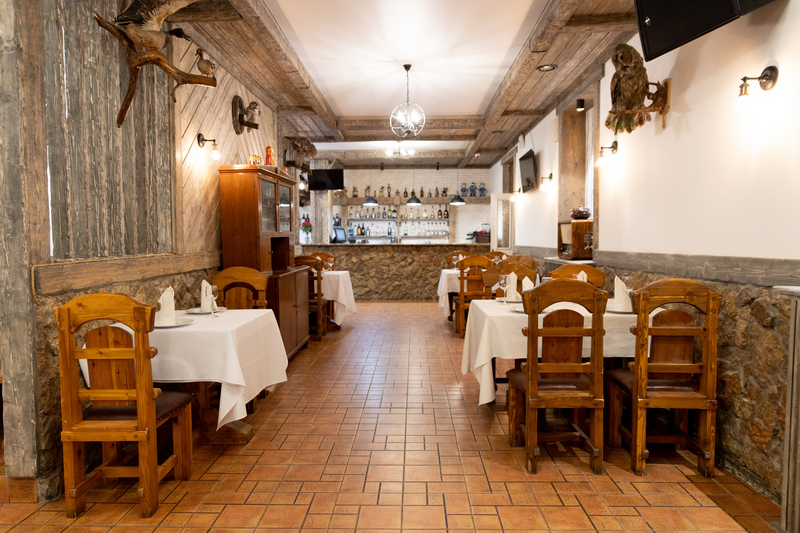 «Охотничий зал»